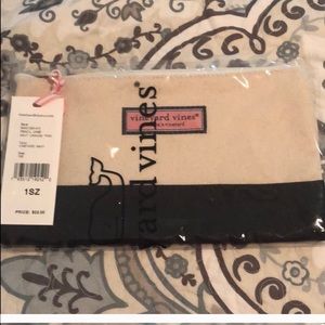 Vineyard Vines pouch